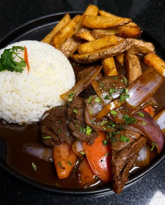 Lomo Saltado