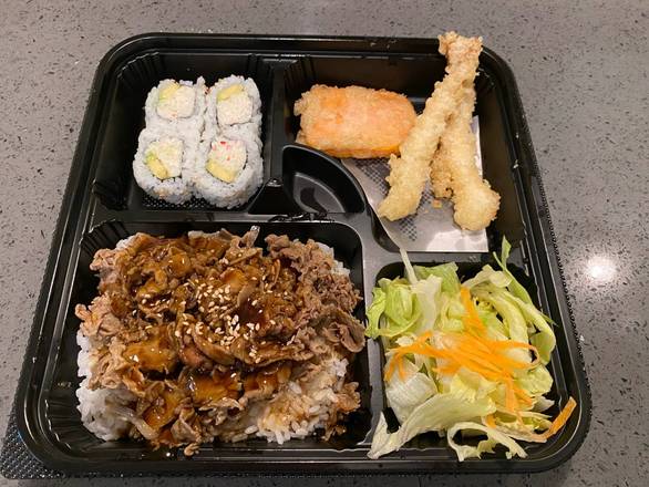 KIKU BENTO BOX C (BEEF TERIYAKI)