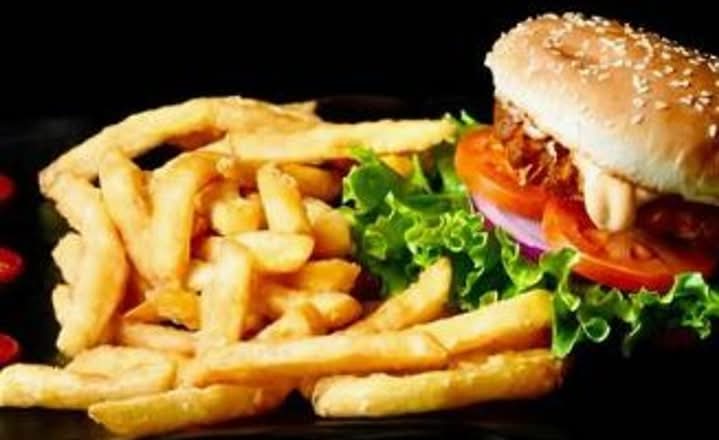 Cheese Aloo tikki burger kids
