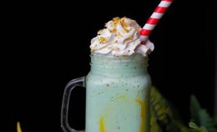 Pistachio Badam Shake
