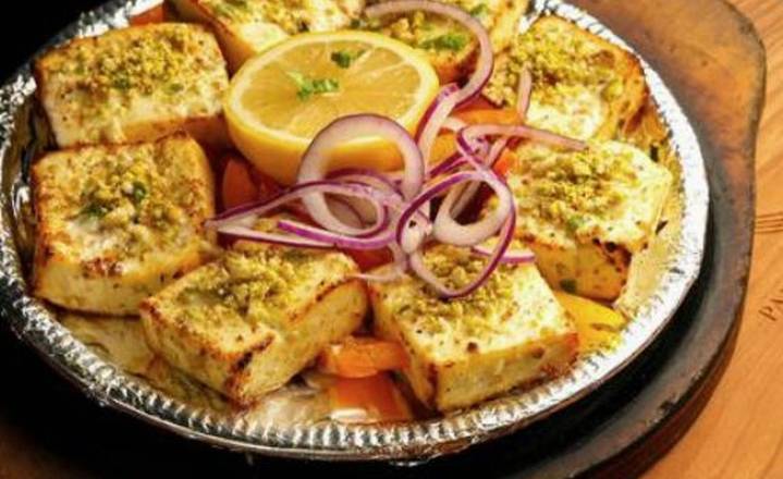 Malai Tikka (paneer/chicken)
