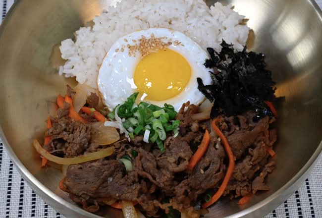 27. 소불고기덮밥 / BulGoGi Dup Bap / Marinated Beef Over the Rice