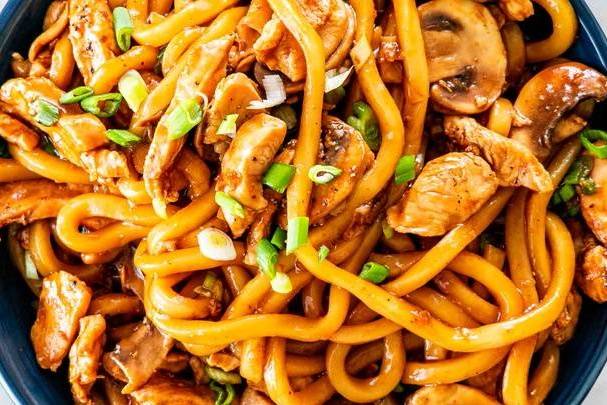 Chicken Udon or Lo Mein Stir-Fried