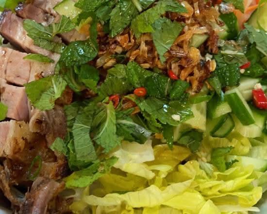 Vermicelles de Riz / Rice Vermicelli avec porc rôti / Bún heo quay