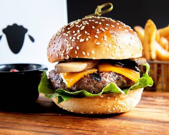 Black Sheep Burger (7 oz)