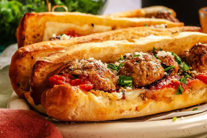 Garlic Butter Chicken Sub