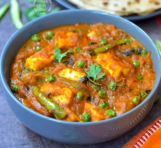 Matar Paneer