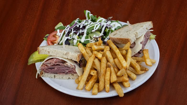 Sandwich à la viande fumée jumbo /Smoked Meat Sandwich jumbo