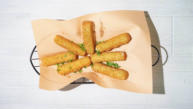 Crispy Mozzarella Sticks