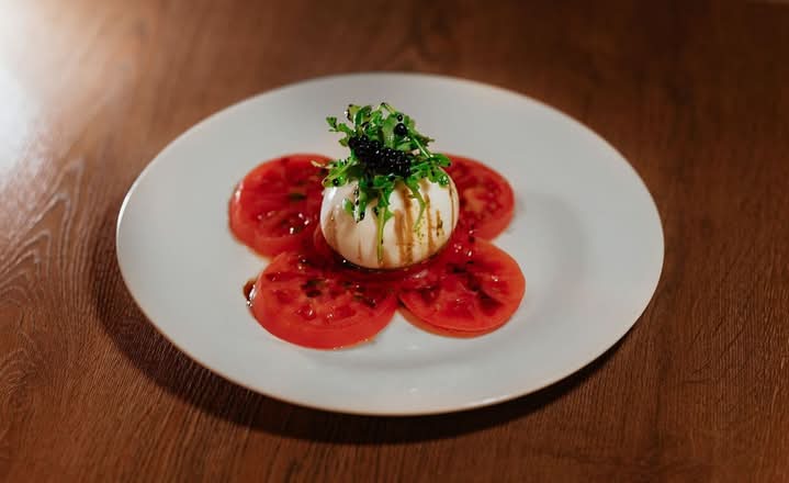 Burrata Caprese