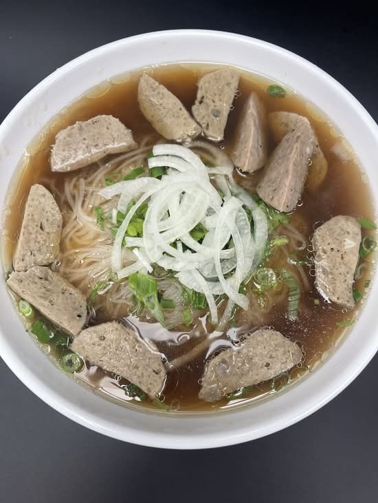 4. Beef Balls Noodle Soup