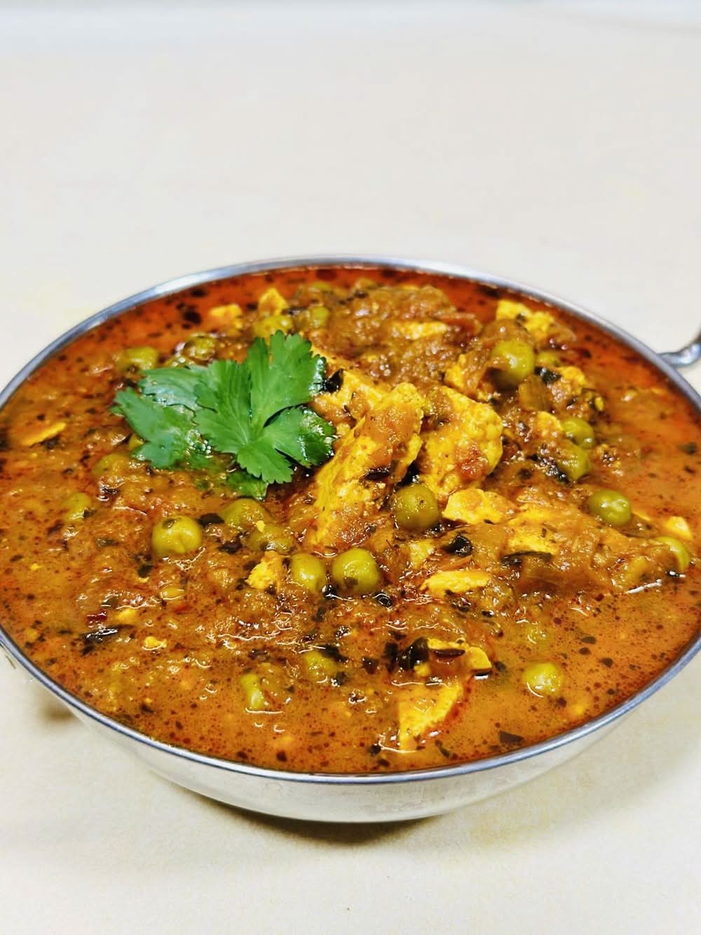 Matar Paneer (Chef’s Choice) 8oz Small