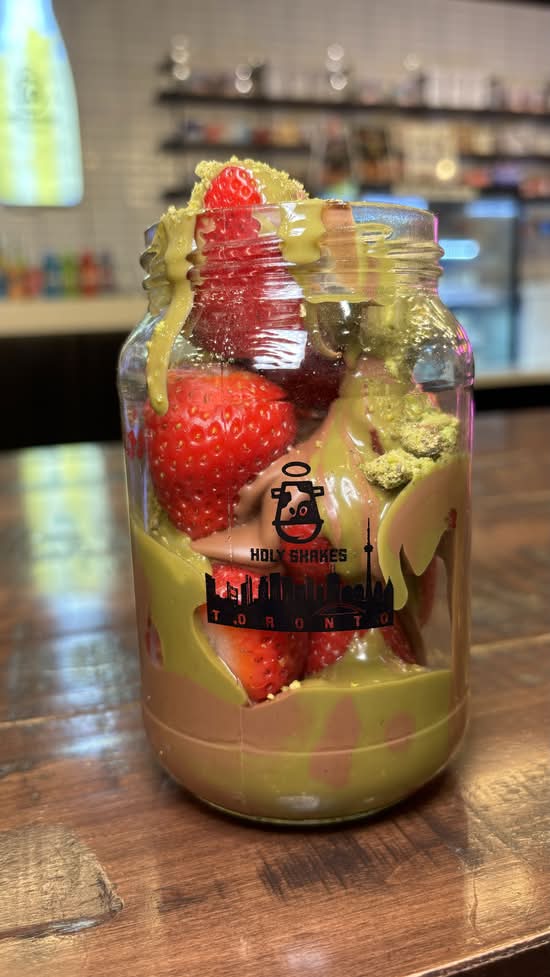 Dubai Strawberry Jar