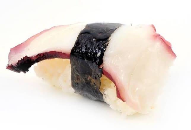 Tako Nigiri (9)