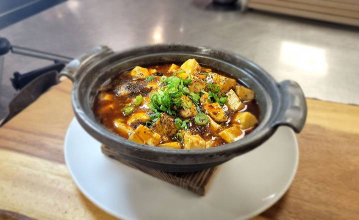 Mapo Tofu with Minced Beef en Casserole/D34