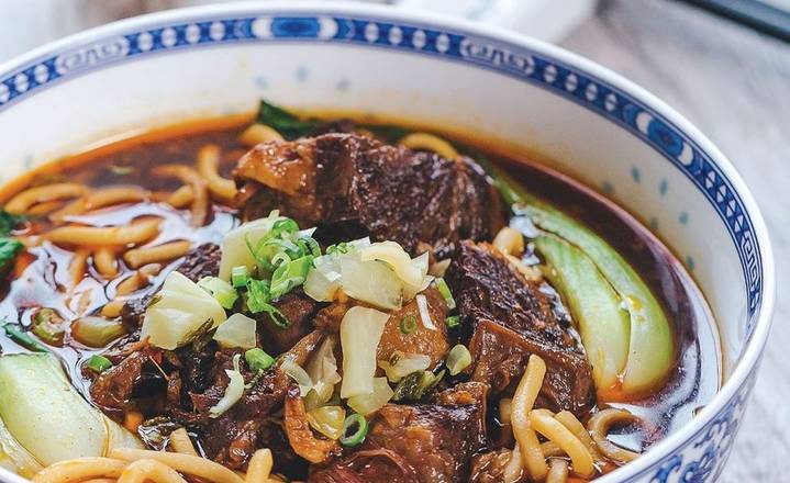 Braised Beef Noodle Soup/D119