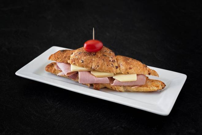 Croissant Jambon Fromage / Ham and Cheese Croissant