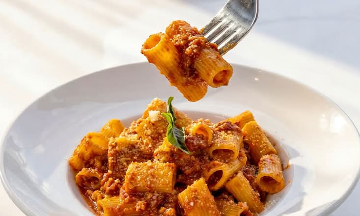 Rigatoni Bolognese