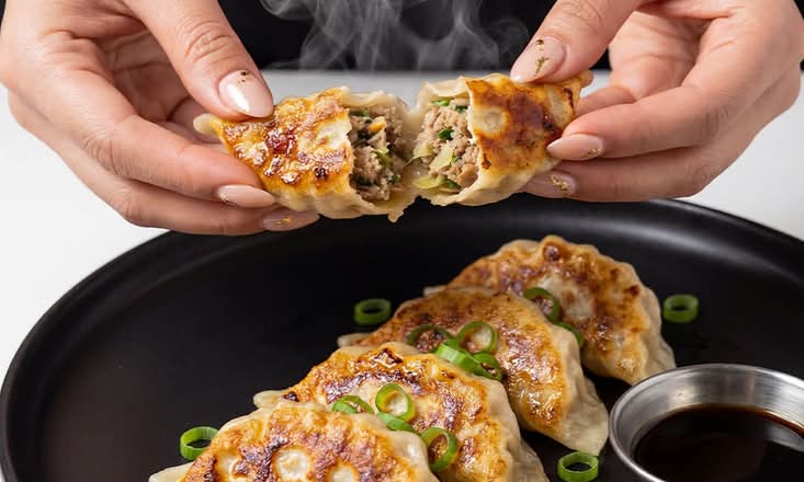 Mandu (Korean Gyoza)