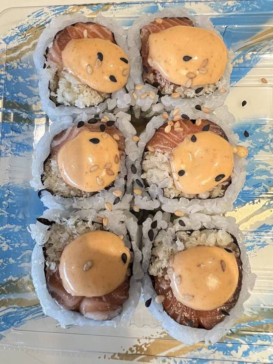 Spicy Salmon Roll (6 pcs)