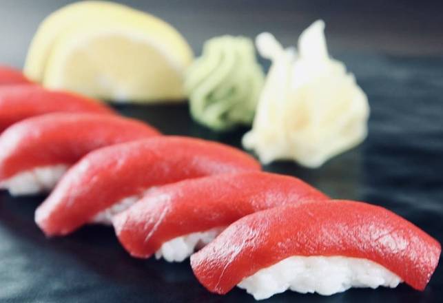 Maguro Nigiri
