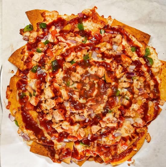 Supreme Chicken Chipotle Nachos
