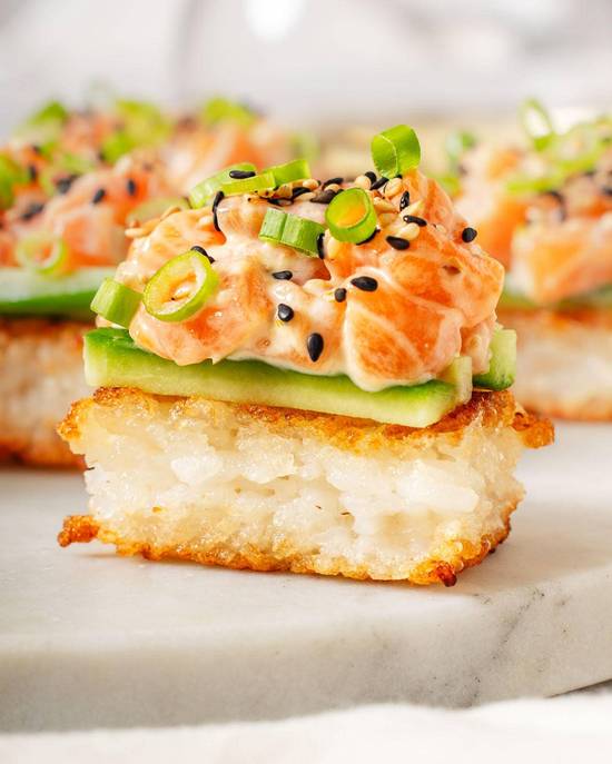 Hako Spicy Salmon (6 Pcs) / Hako Spicy Salmon (6 Morceaux)