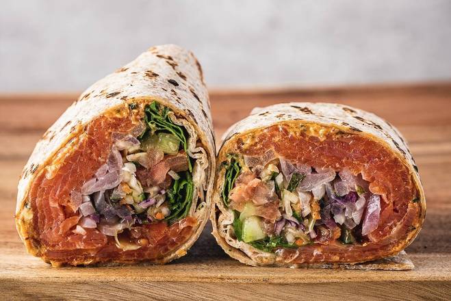 SMOKED SALMON WRAP