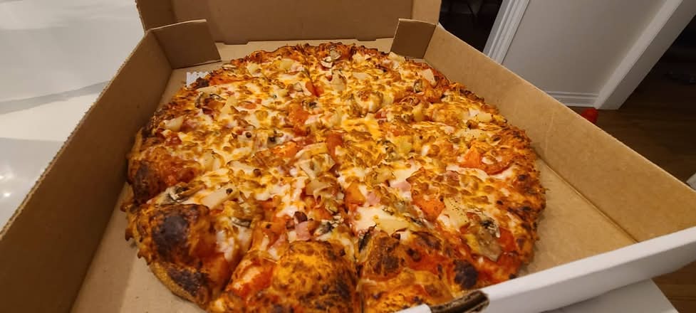 4 Items Pizza (Medium 12")