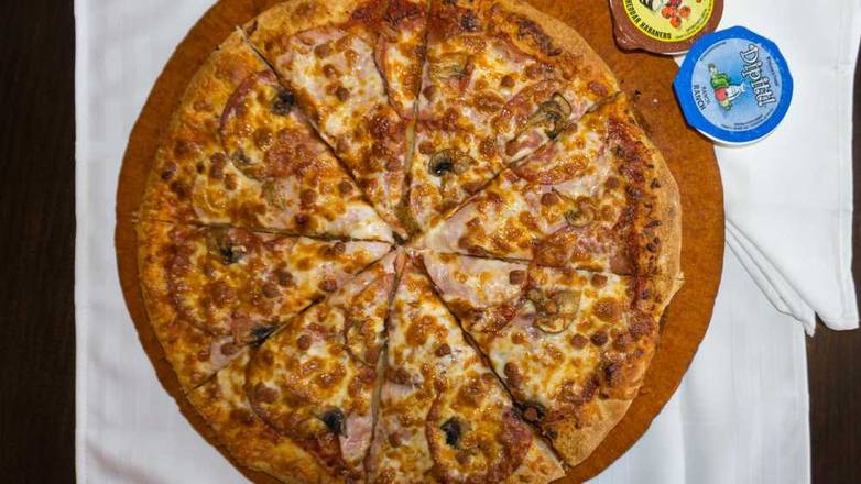 Canadian Classic Pizza (12")