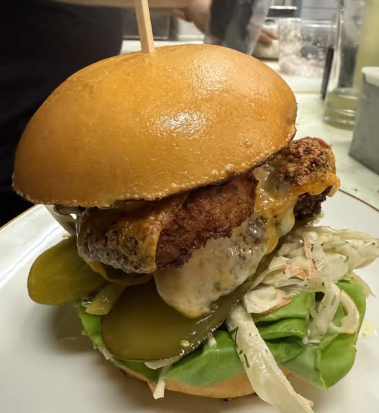 Burger Poulet Frit / Fried Chicken Burger