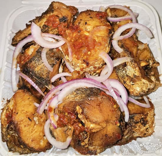 Fried Fish Tray - Medium (10 - 15 Pcs)