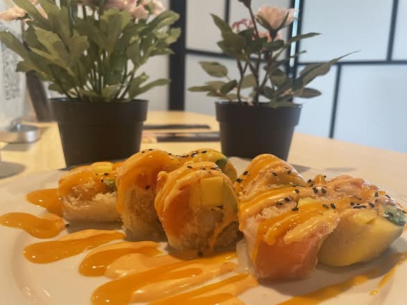 Thai Sushi Roll