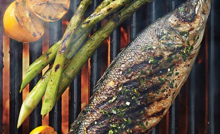 Plat Loup de Mer Grillé / Grilled Sea Bass