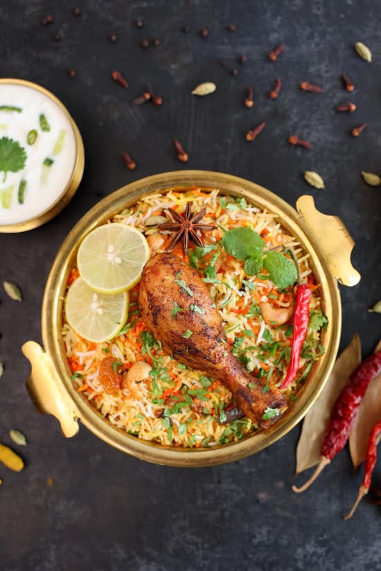 Chicken biryani bone in