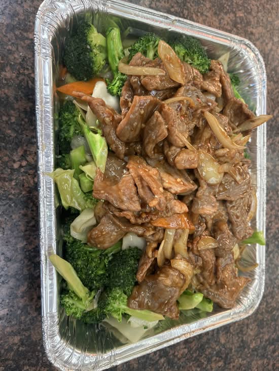 51. Beef & Mixed Greens