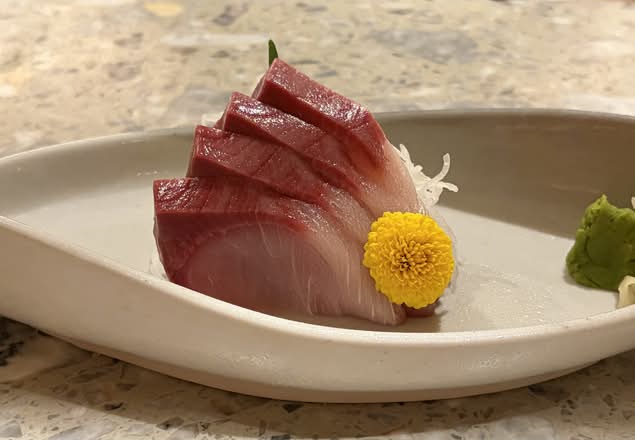 Hamachi Sashimi