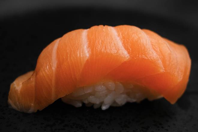 Salmon Nigiri