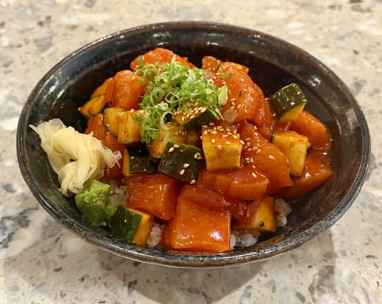 Spicy Salmon Don