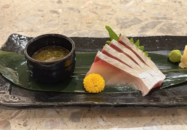 Shima Aji Sashimi