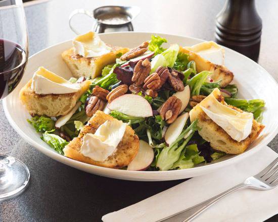 Repas - Salade tiède à la pomme et au camembert / Warm Apple and Camembert Salad