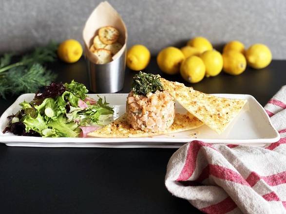 Tartare aux deux saumons (plat principal)
