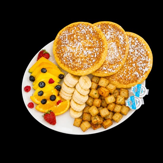 Trois (3) crêpes ou (3) pains dorés / Three (3) pancakes or (3) French toast