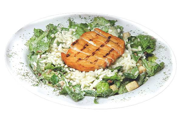 Assiette De Salade César Au Poulet / Chicken Caesar Salad Plate