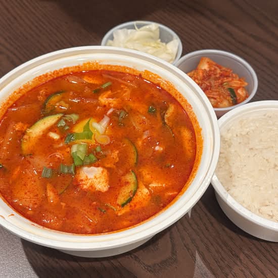 Soft Tofu Soup / 순두부 찌개