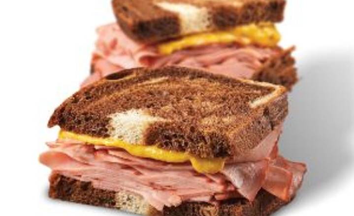 Druxy's Famous Corned Beef On Rye