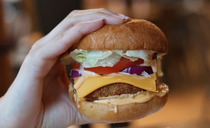 Aloo Tikki Burger