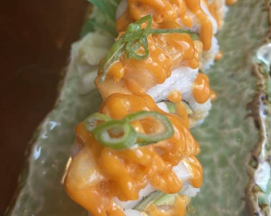 Spicy Salmon (8 pcs)