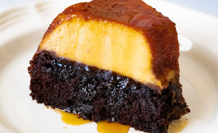 Chocoflan Cake Slice