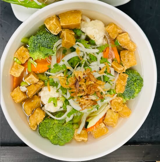 Soupe Tonkinoise aux légumes Tofu végé